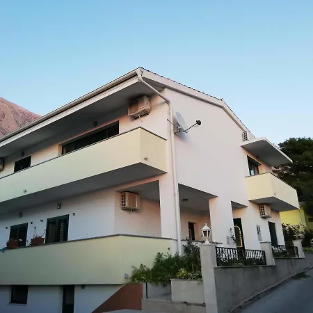 Apartman Sanja Baska Voda