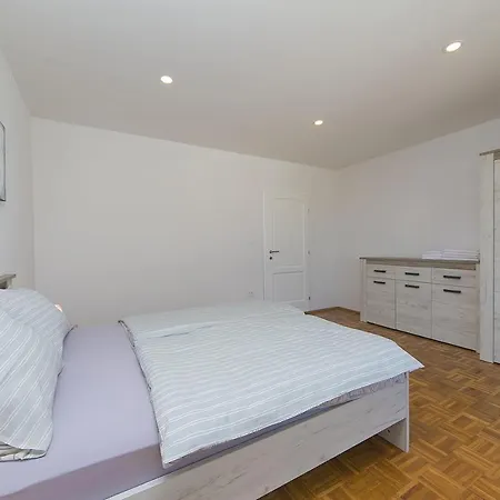 Sanja Apartment